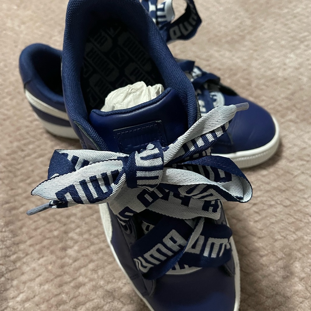 Puma women’s sneakers - Picture 3 of 10